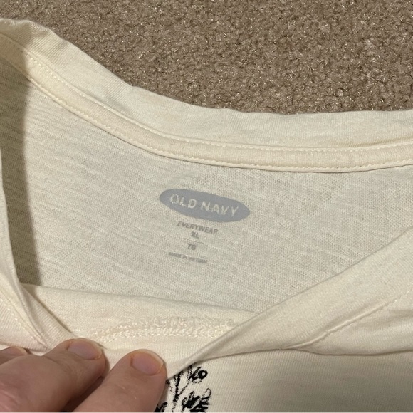 🛑 SOLD 🛑 XL oldnavy ONLY THE BEST VIBES wildflower tshirt - Picture 4 of 7